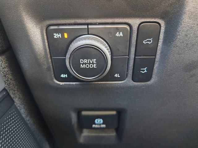 Certified 2025 Ford Expedition Active AWD/4WD image 25