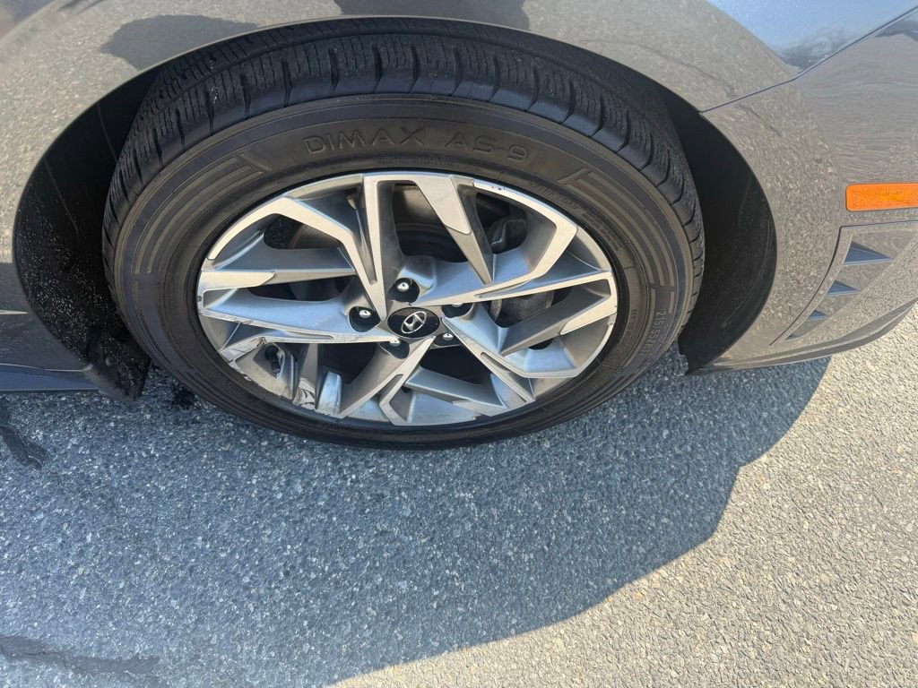 Used 2022 Hyundai Sonata SEL w/ Convenience Package FWD image 10