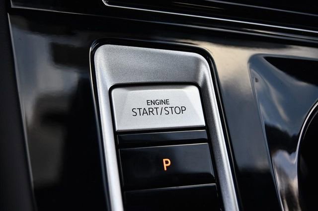 New 2026 Volkswagen Atlas Cross Sport SE image 17