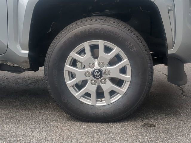 Used 2025 Toyota Tacoma SR AWD/4WD image 11