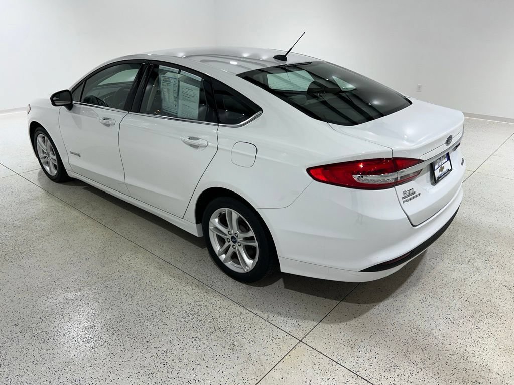 Used 2018 Ford Fusion S FWD image 3