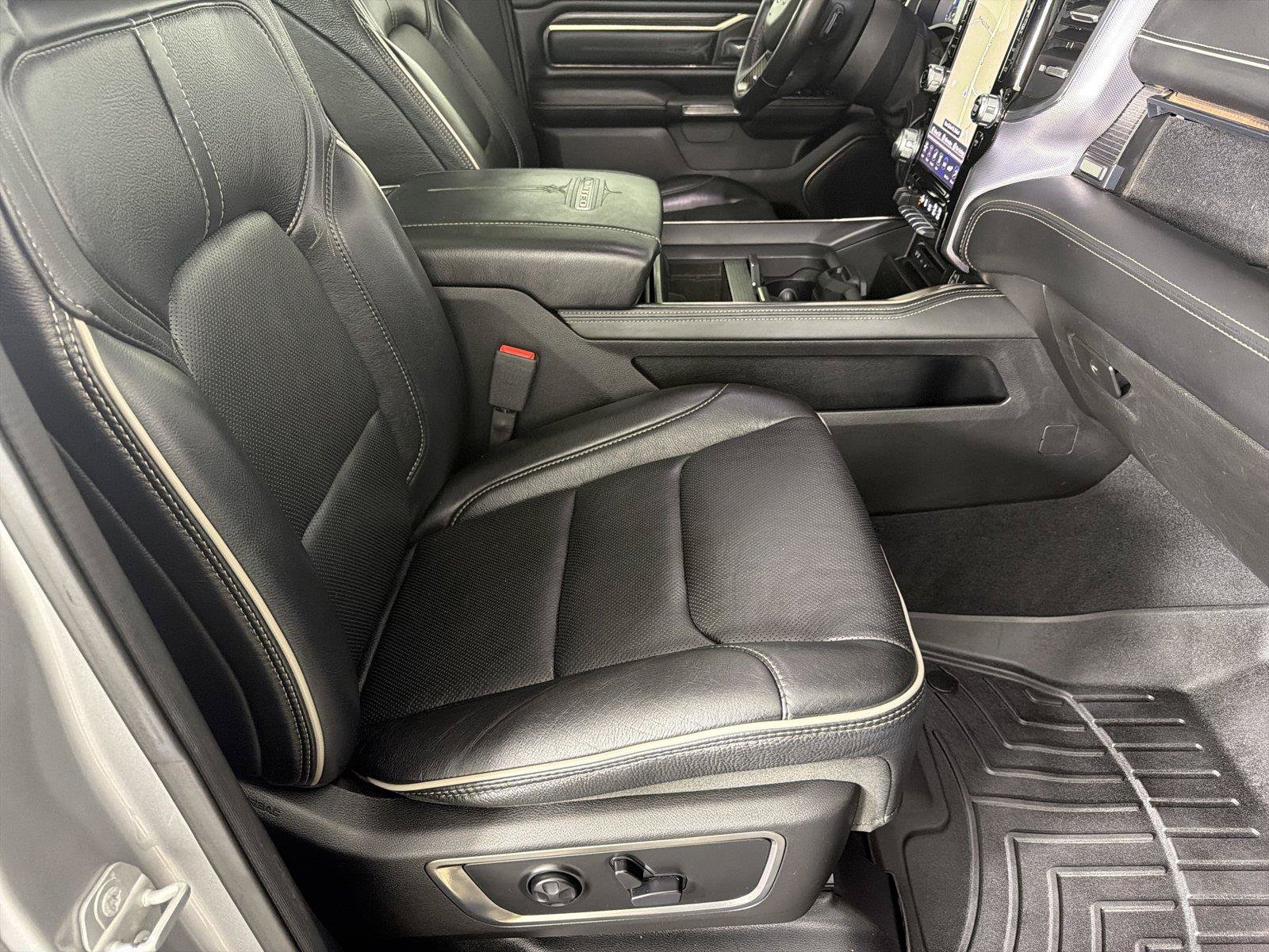 Used 2019 RAM 1500 Limited AWD/4WD image 12
