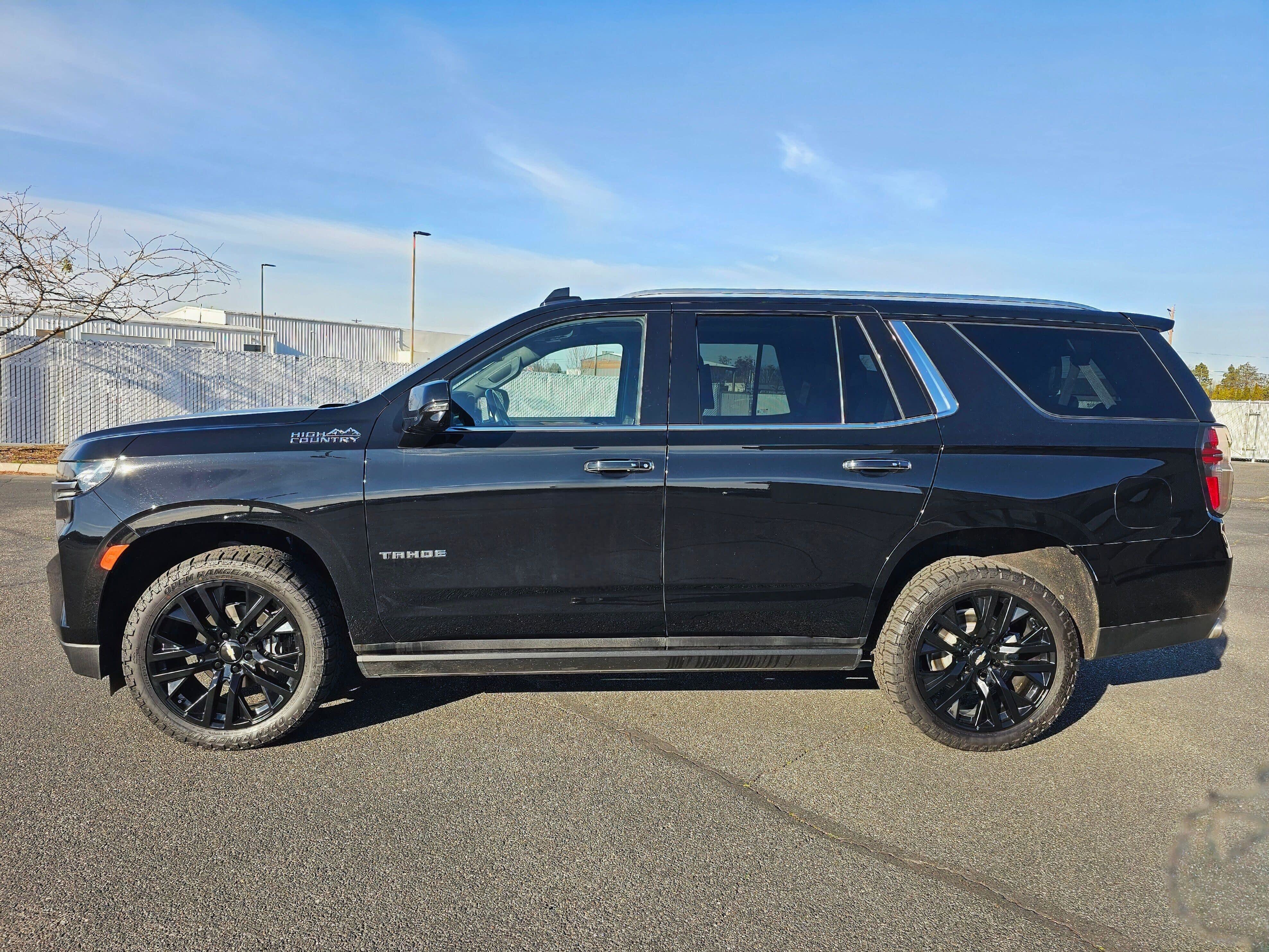 Used 2023 Chevrolet Tahoe High Country w/ Premium Package 2 image 3