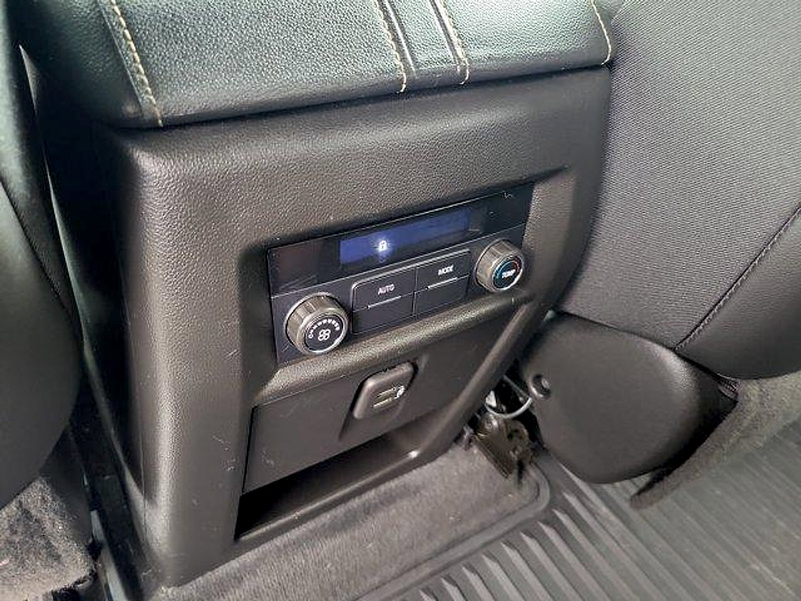 Used 2022 Chevrolet Traverse LT AWD/4WD image 21