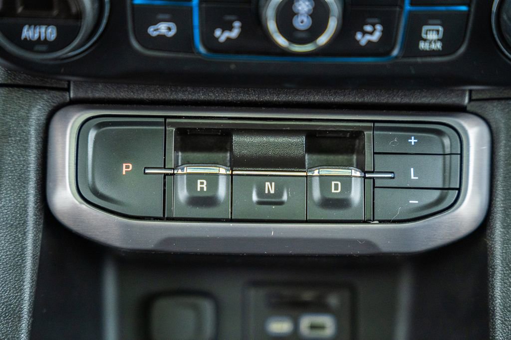 Used 2021 GMC Acadia AT4 w/ Trailering Package AWD/4WD image 27