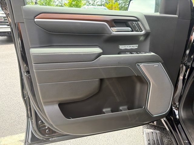Used 2026 GMC Sierra 1500 Denali AWD/4WD image 10