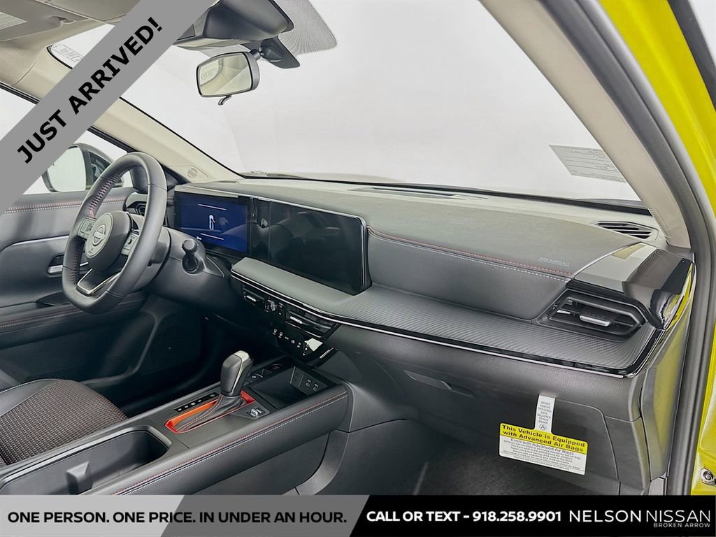 Certified 2025 Nissan Kicks SR image 28