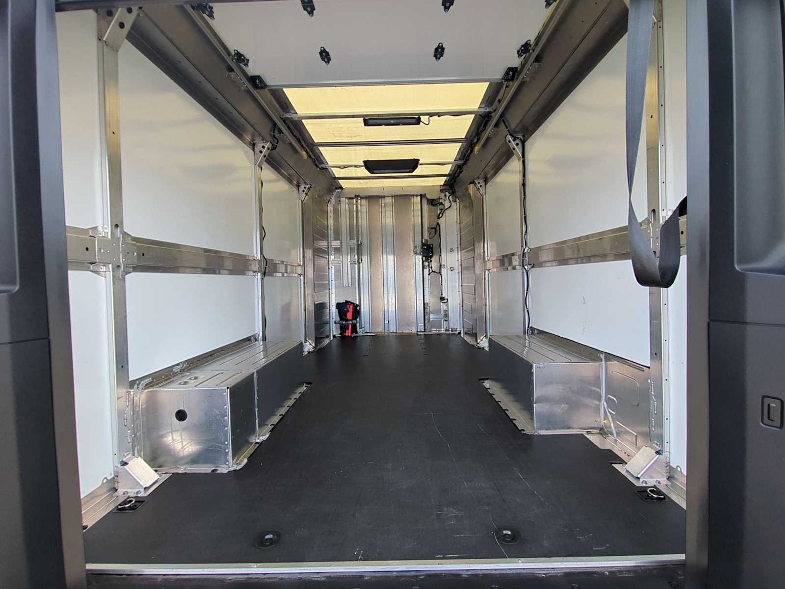 Used 2023 Chevrolet Brightdrop 600 w/ Active Safety Package 2 AWD/4WD image 20