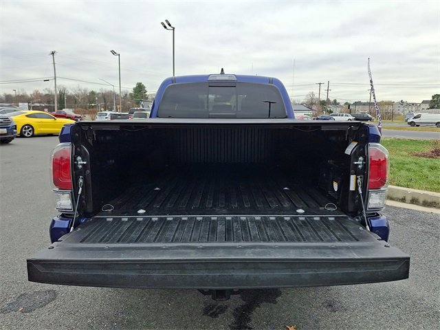 Used 2023 Toyota Tacoma Limited image 33