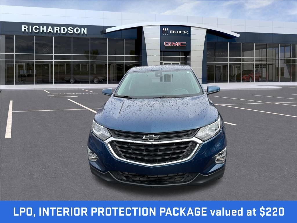 Used 2020 Chevrolet Equinox LT w/ Driver Convenience Package image 3