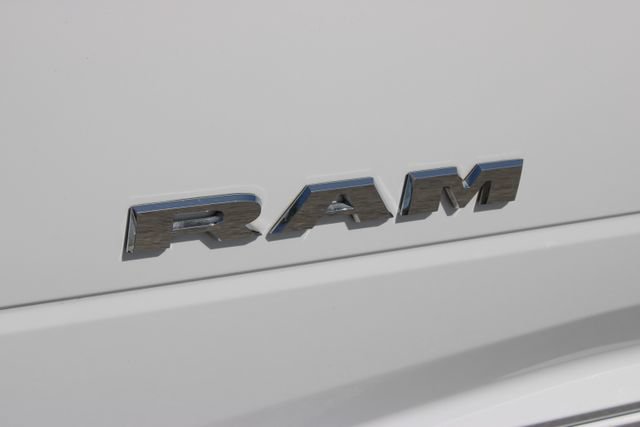 Used 2024 RAM 3500 SLT w/ Quick Order Package 2YG SLT AWD/4WD image 19