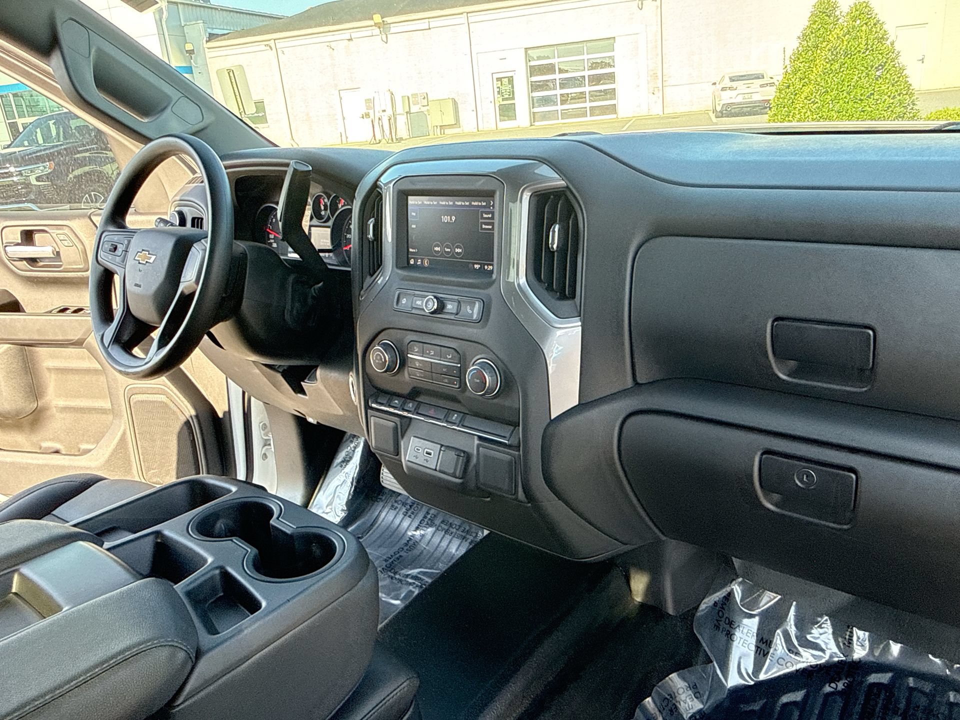Used 2022 Chevrolet Silverado 1500 W/T w/ WT Value Package AWD/4WD image 19