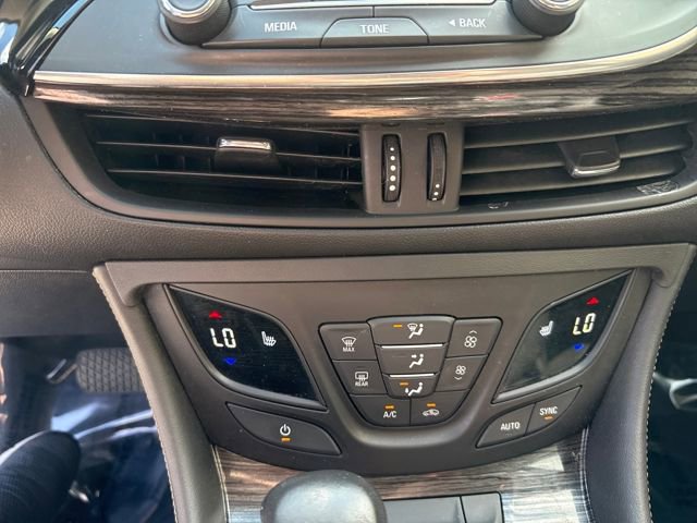 Used 2017 Buick Envision Essence image 15