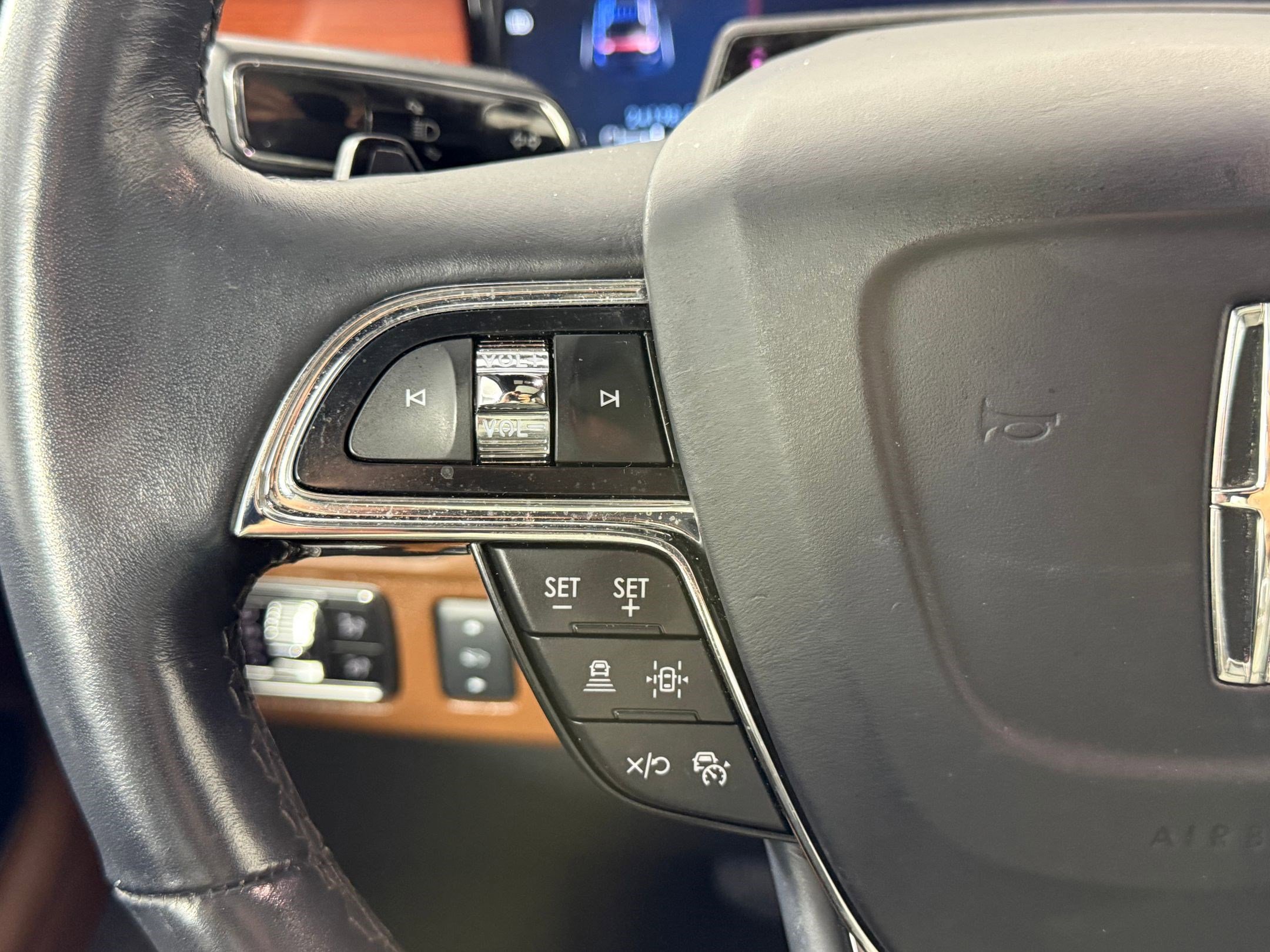 Used 2024 Lincoln Navigator Reserve image 22