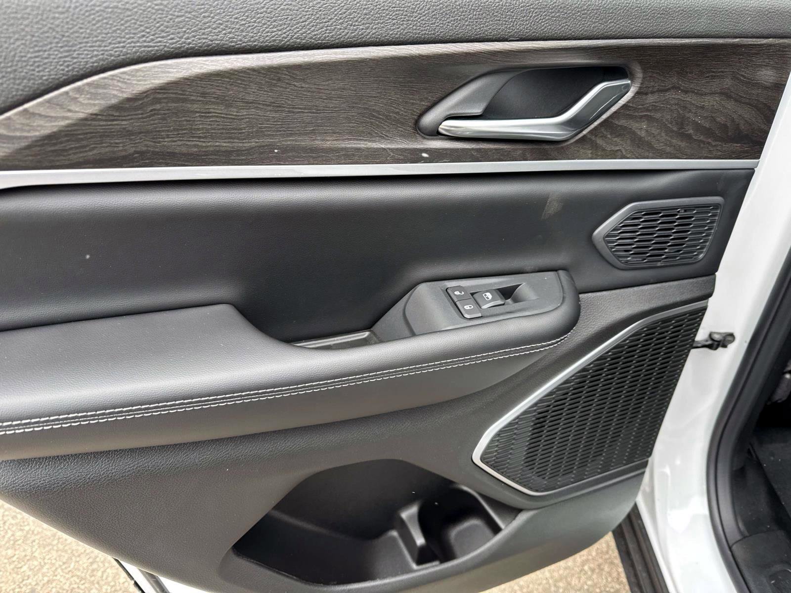 New 2026 Jeep Grand Cherokee Limited image 7