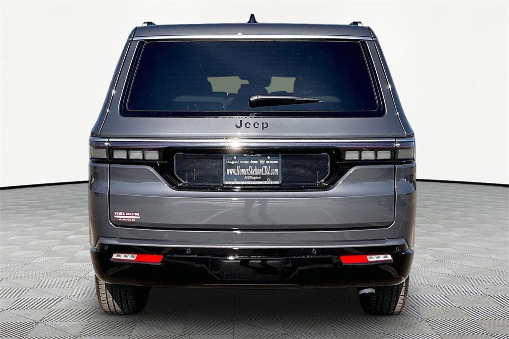 New 2026 Jeep Grand Wagoneer 2WD image 4
