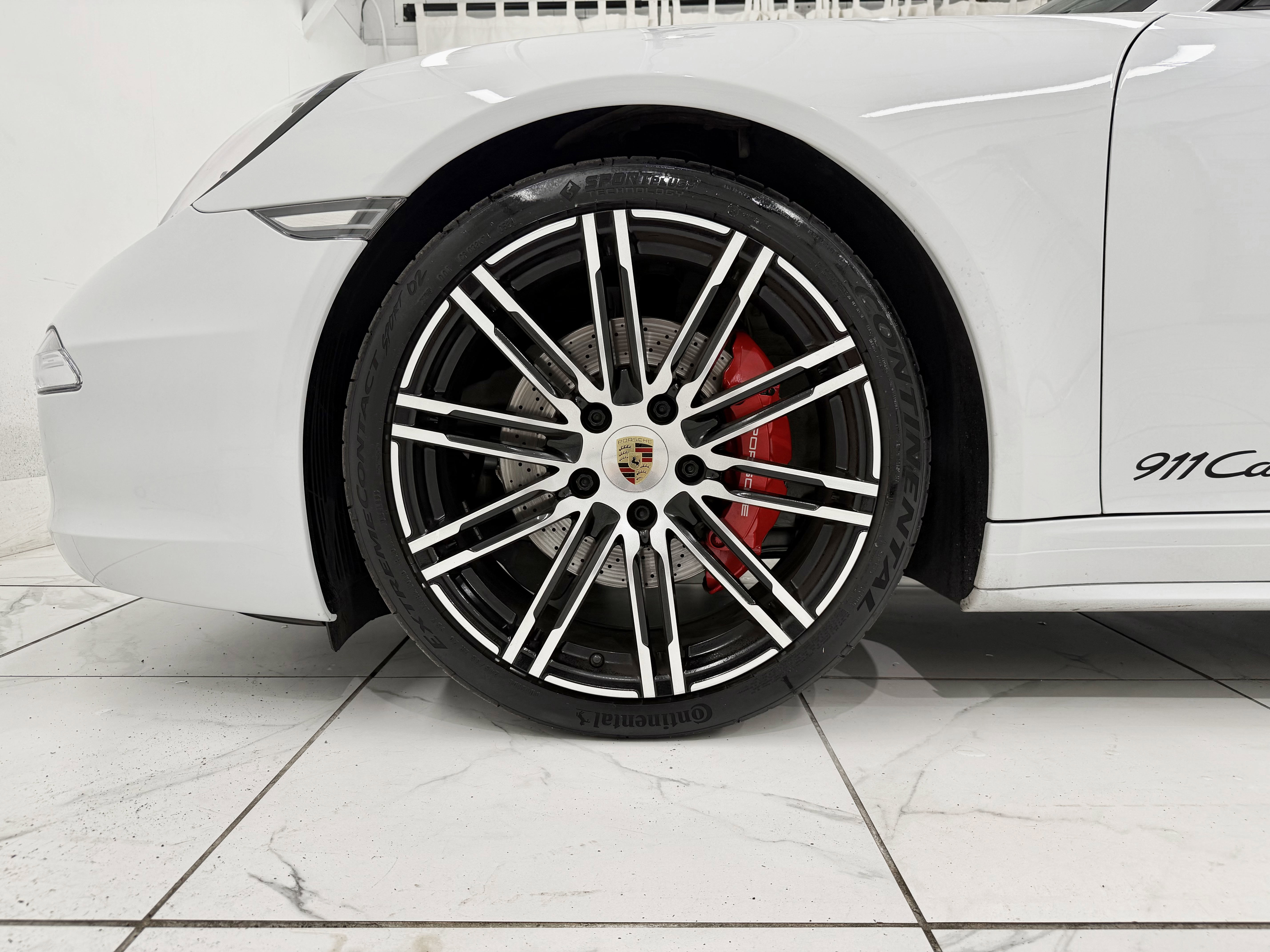 Certified 2016 Porsche 911 Carrera 4S AWD/4WD image 19