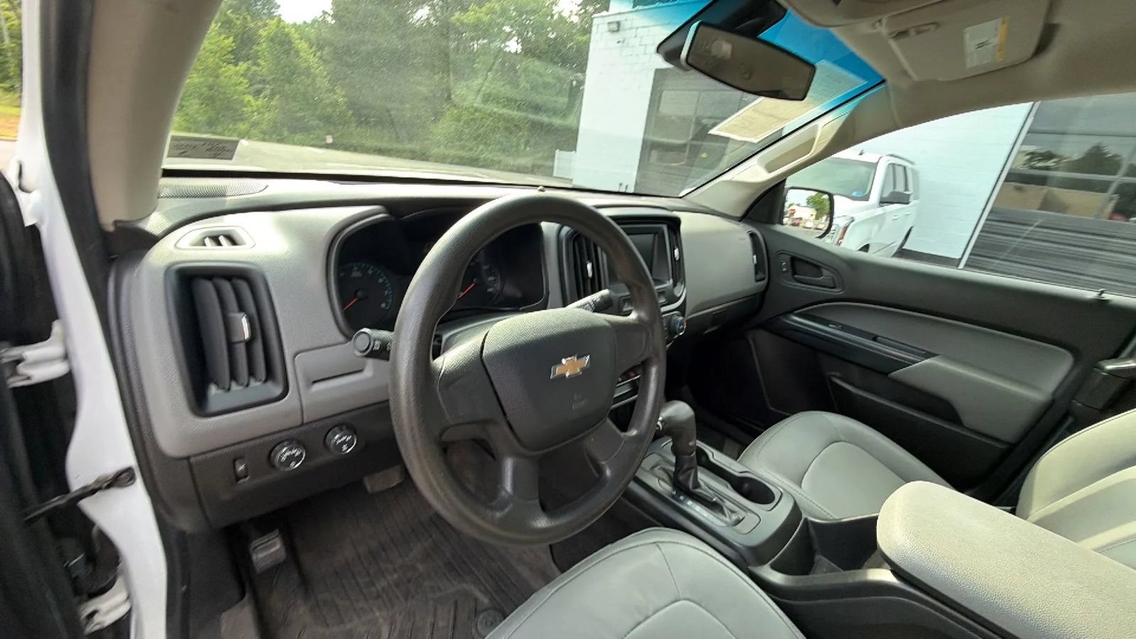 Used 2018 Chevrolet Colorado W/T AWD/4WD image 20