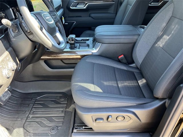 New 2026 GMC Sierra 1500 Elevation image 17