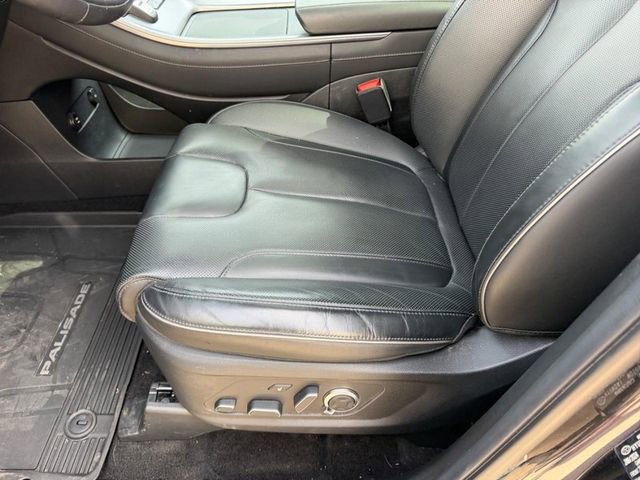 Used 2024 Hyundai Palisade Calligraphy image 22