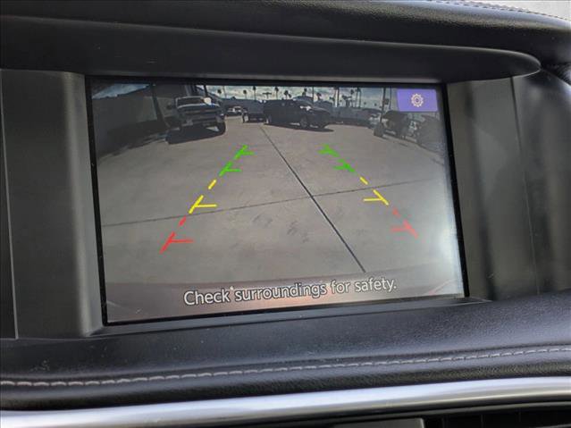 Used 2017 INFINITI QX30 Premium w/ Navigation Package image 14