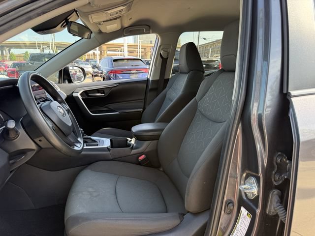Used 2024 Toyota RAV4 XLE FWD image 26