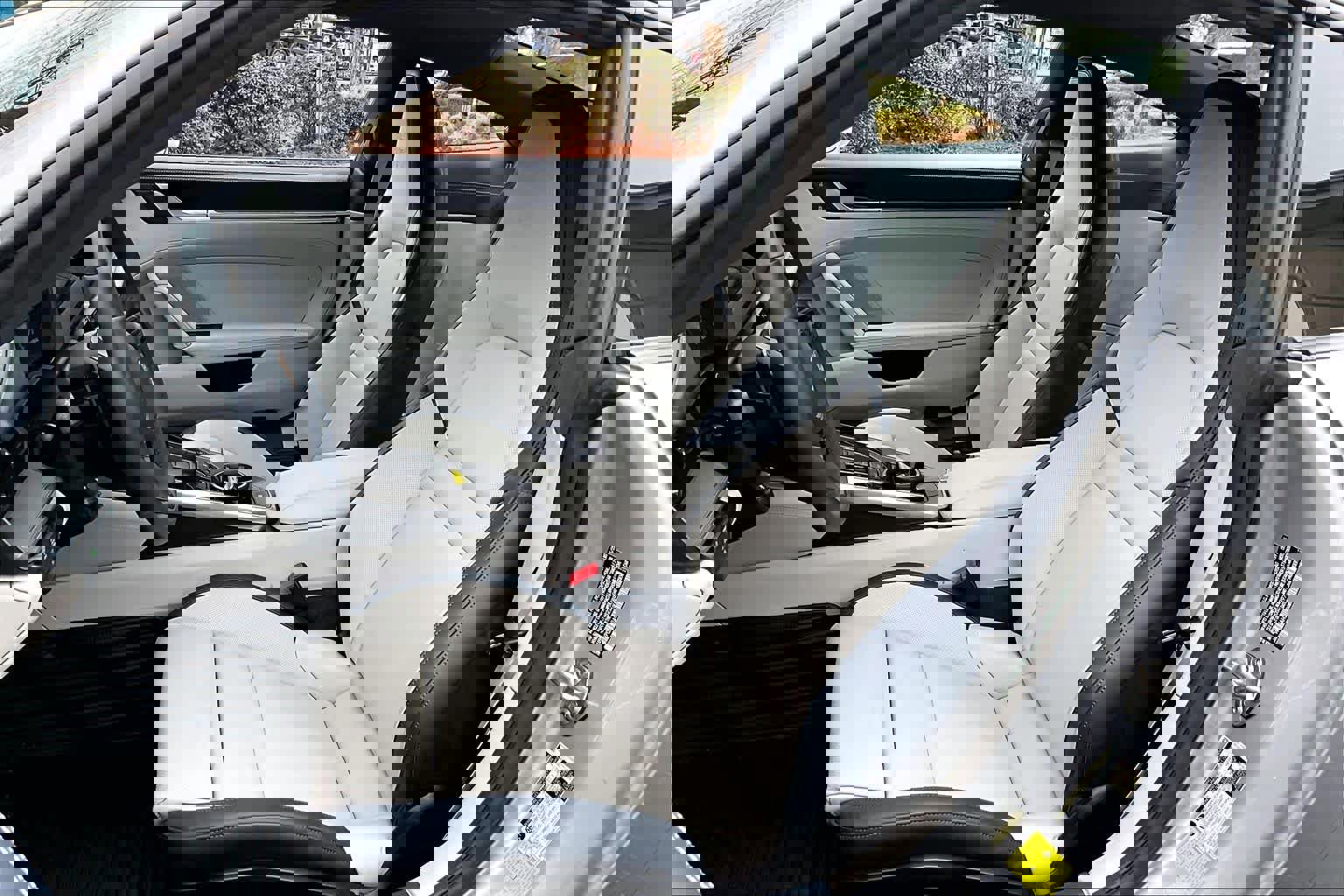 Used 2025 Porsche 911 Carrera S image 7