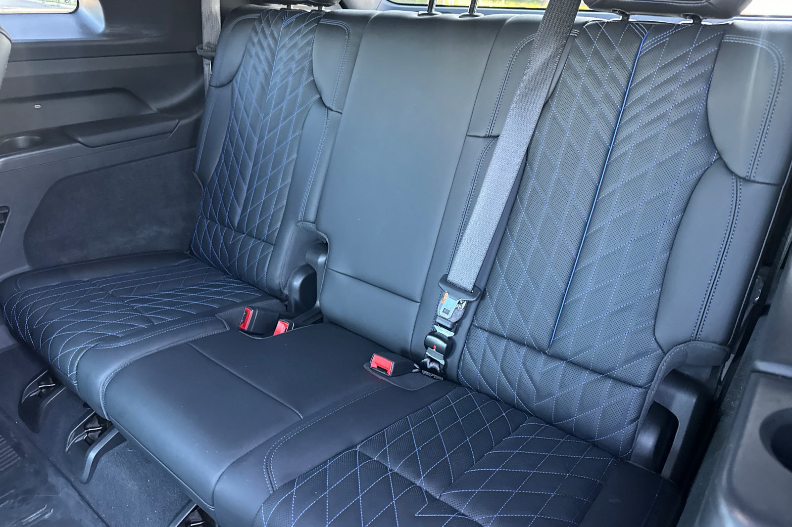 Certified 2025 Cadillac Escalade IQ Sport 1 w/ Smart Trailering package AWD/4WD image 17