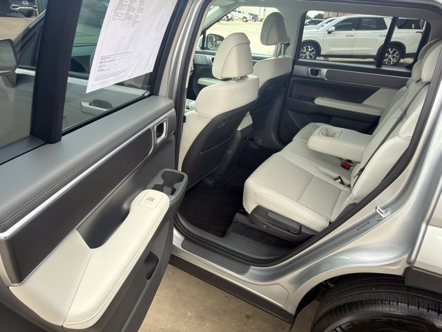 Used 2026 Hyundai Santa Fe SEL FWD image 17