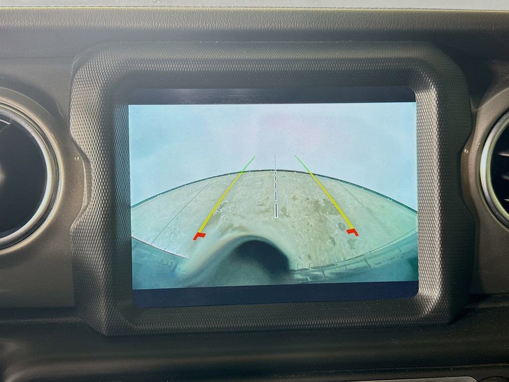 Used 2021 Jeep Wrangler Unlimited Sahara w/ Uconnect 4C Nav & Sound Group image 16