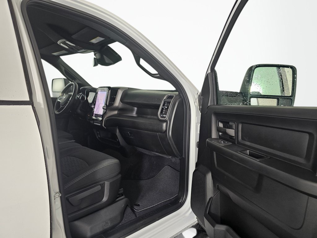 New 2026 RAM 3500 Tradesman AWD/4WD image 37