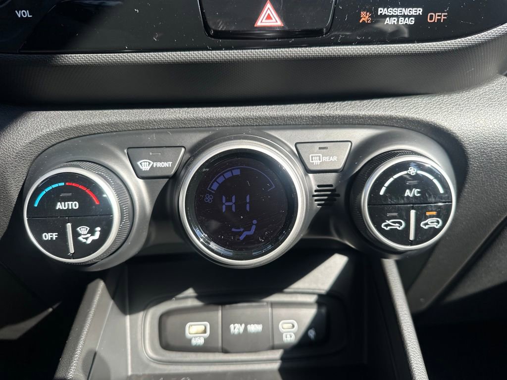 Used 2026 Hyundai Venue SEL image 18