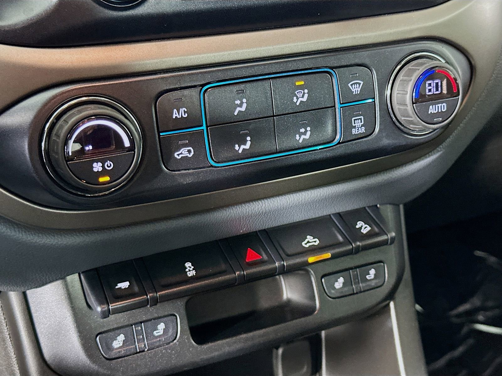 Used 2018 Chevrolet Colorado Z71 image 17