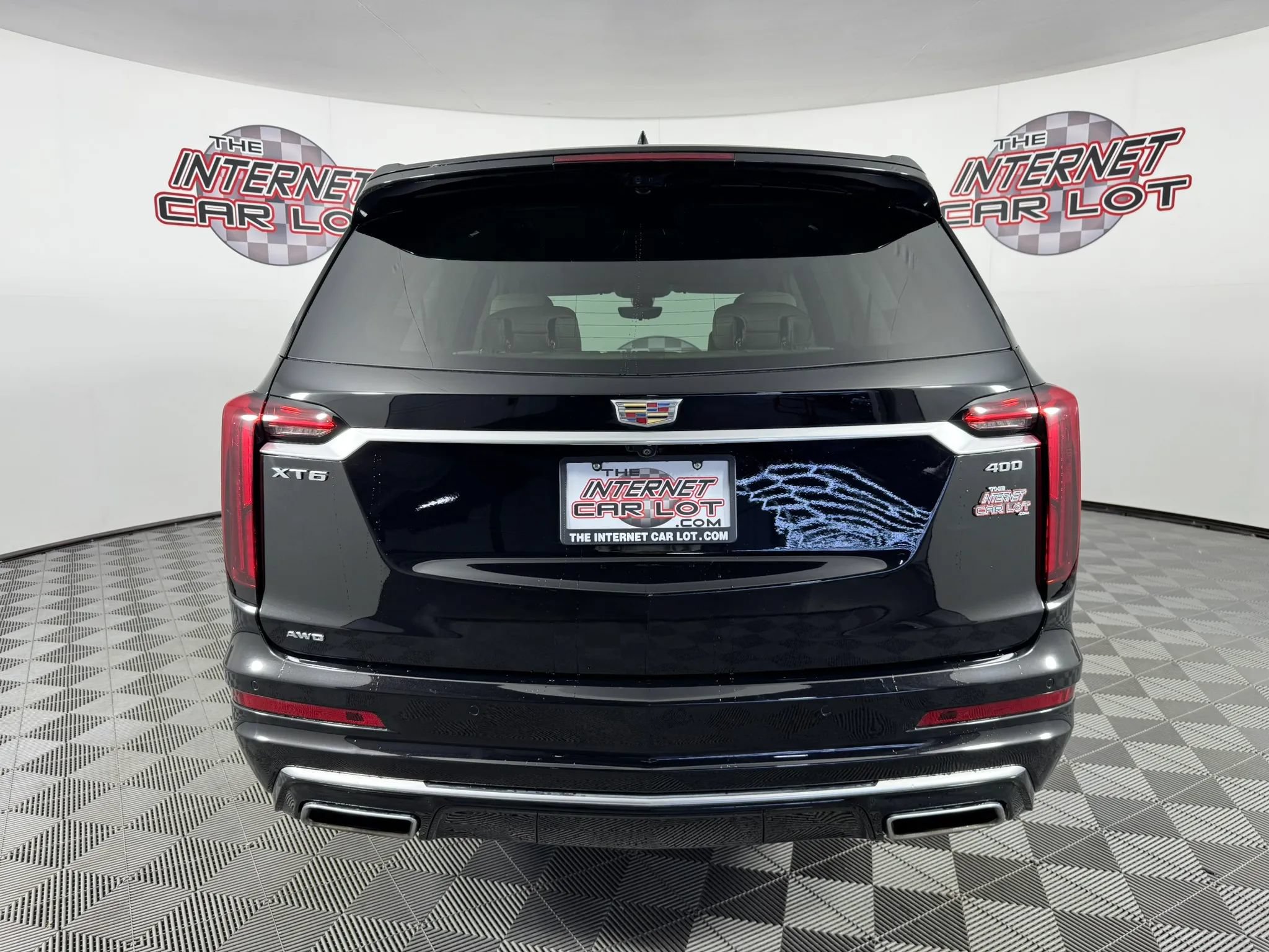 Used 2024 Cadillac XT6 Premium Luxury w/ Technology Package AWD/4WD image 6