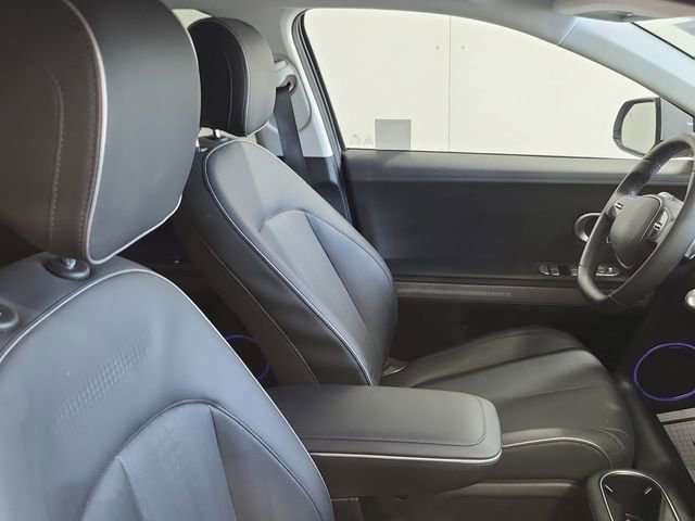 Used 2024 Hyundai Ioniq 5 Limited image 16