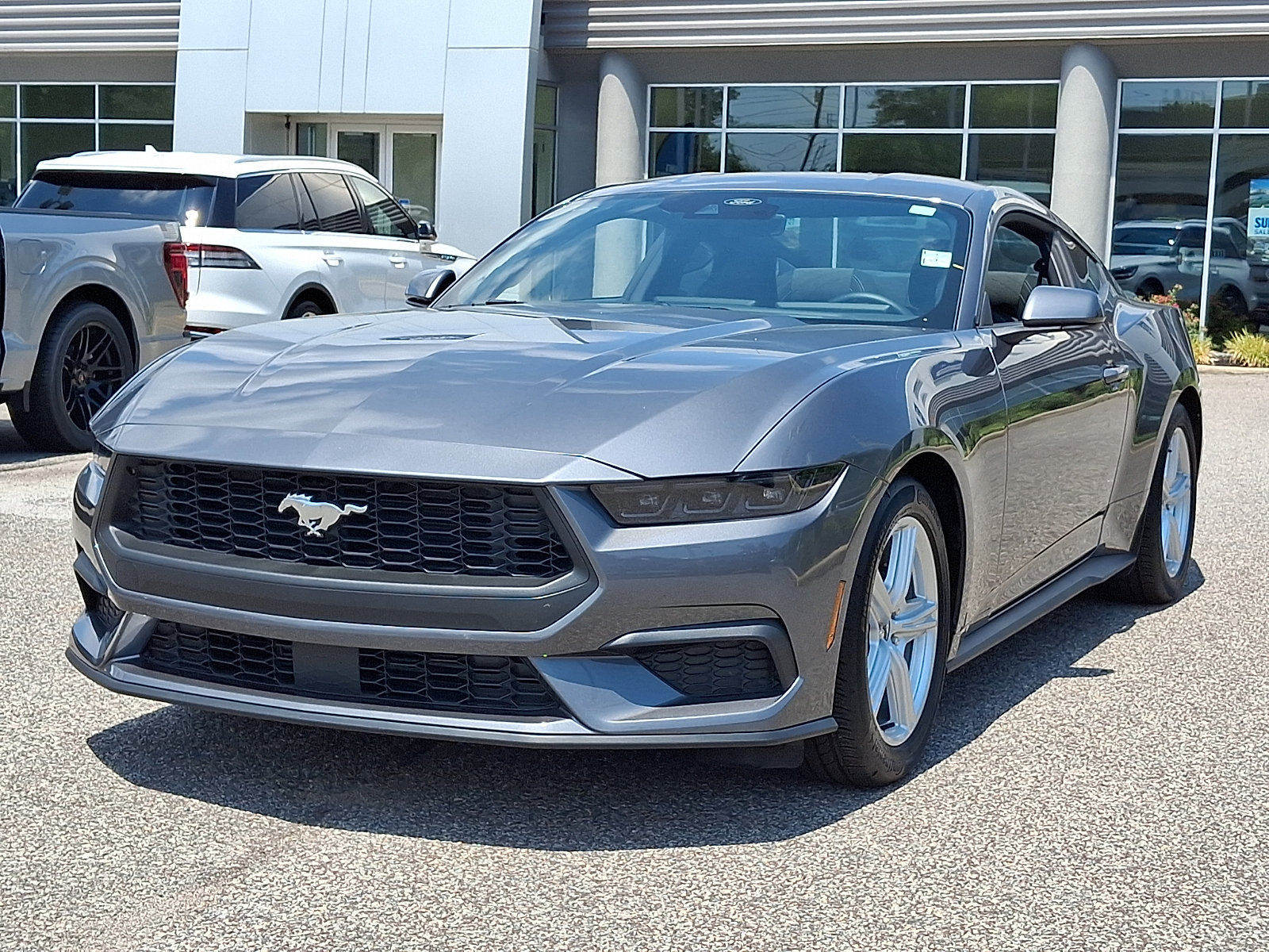 Certified 2026 Ford Mustang Coupe RWD image 4