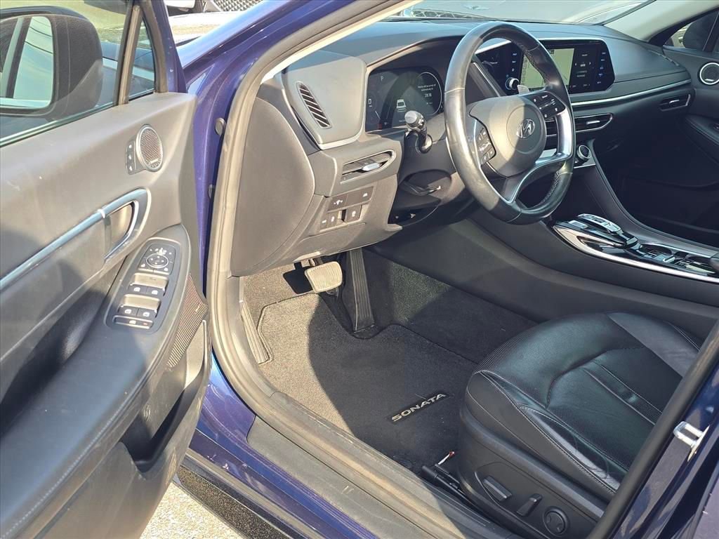 Certified 2021 Hyundai Sonata Limited w/ Cargo Package image 9
