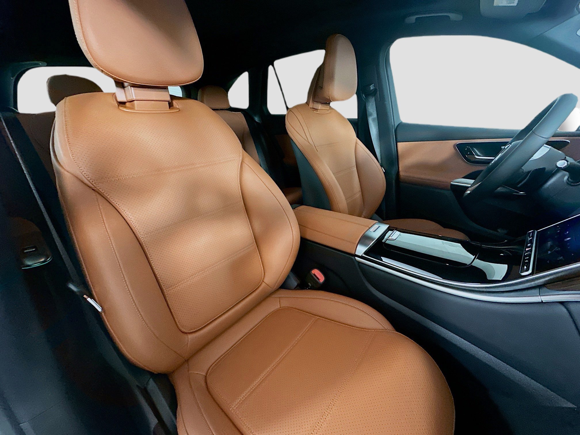 Certified 2026 Mercedes-Benz GLC 300 4MATIC image 38