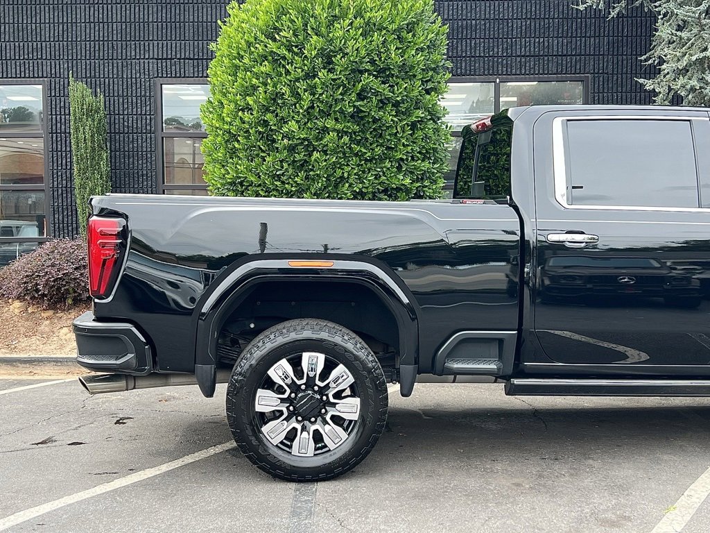 Used 2024 GMC Sierra 3500 Denali w/ Denali Reserve Package image 19