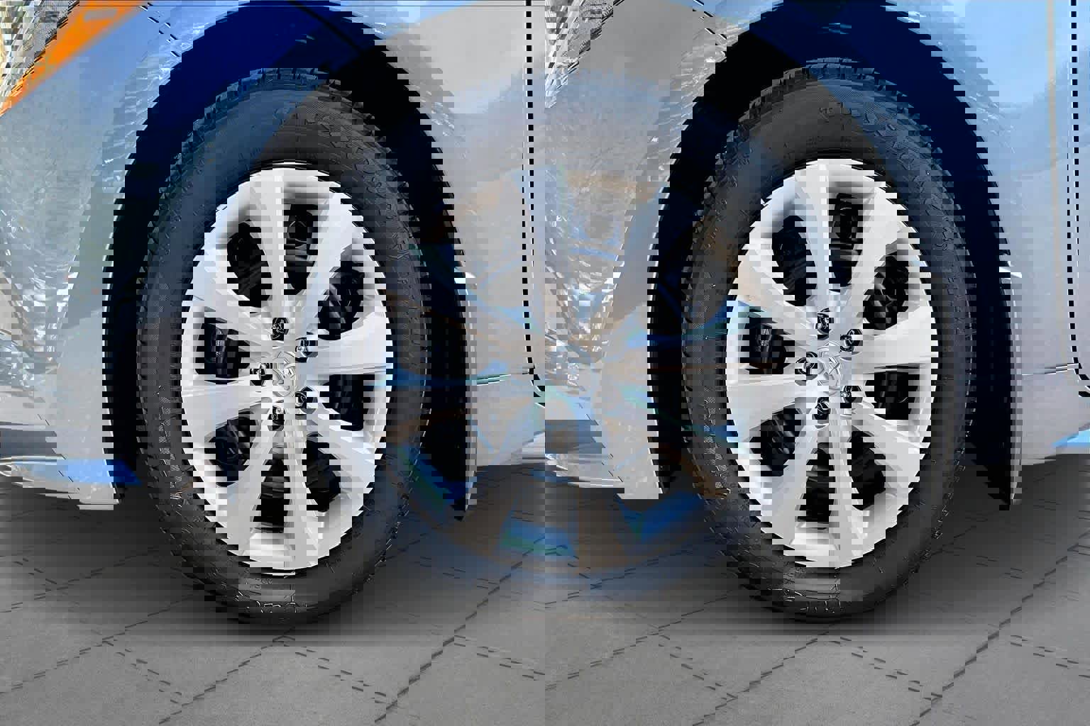 Certified 2025 Toyota Corolla LE image 11