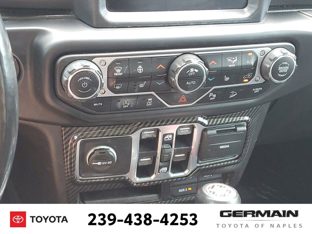 Used 2018 Jeep Wrangler Unlimited Sahara w/ Quick Order Package 24M Moab image 31