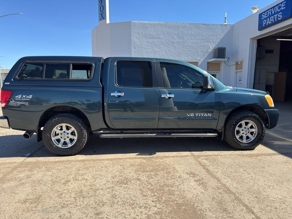 Used 2005 Nissan Titan LE w/ (R02) LE Off-Road Pkg image 7
