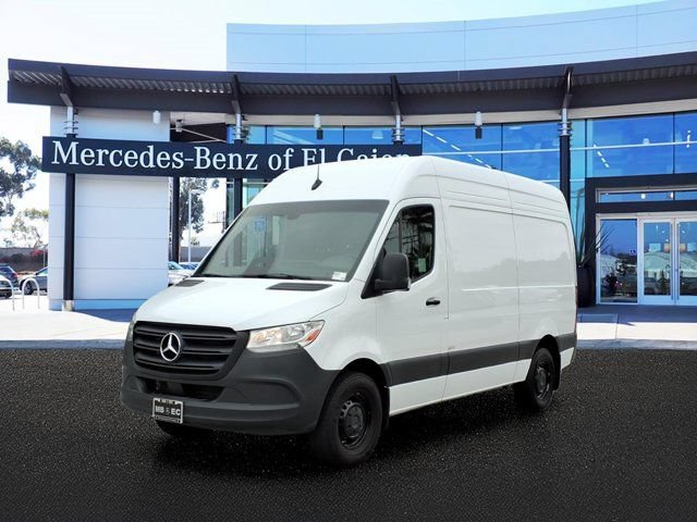 Used 2025 Mercedes-Benz Sprinter 2500 image 1