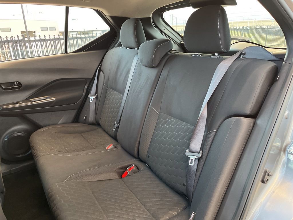 Used 2021 Nissan Kicks S image 25