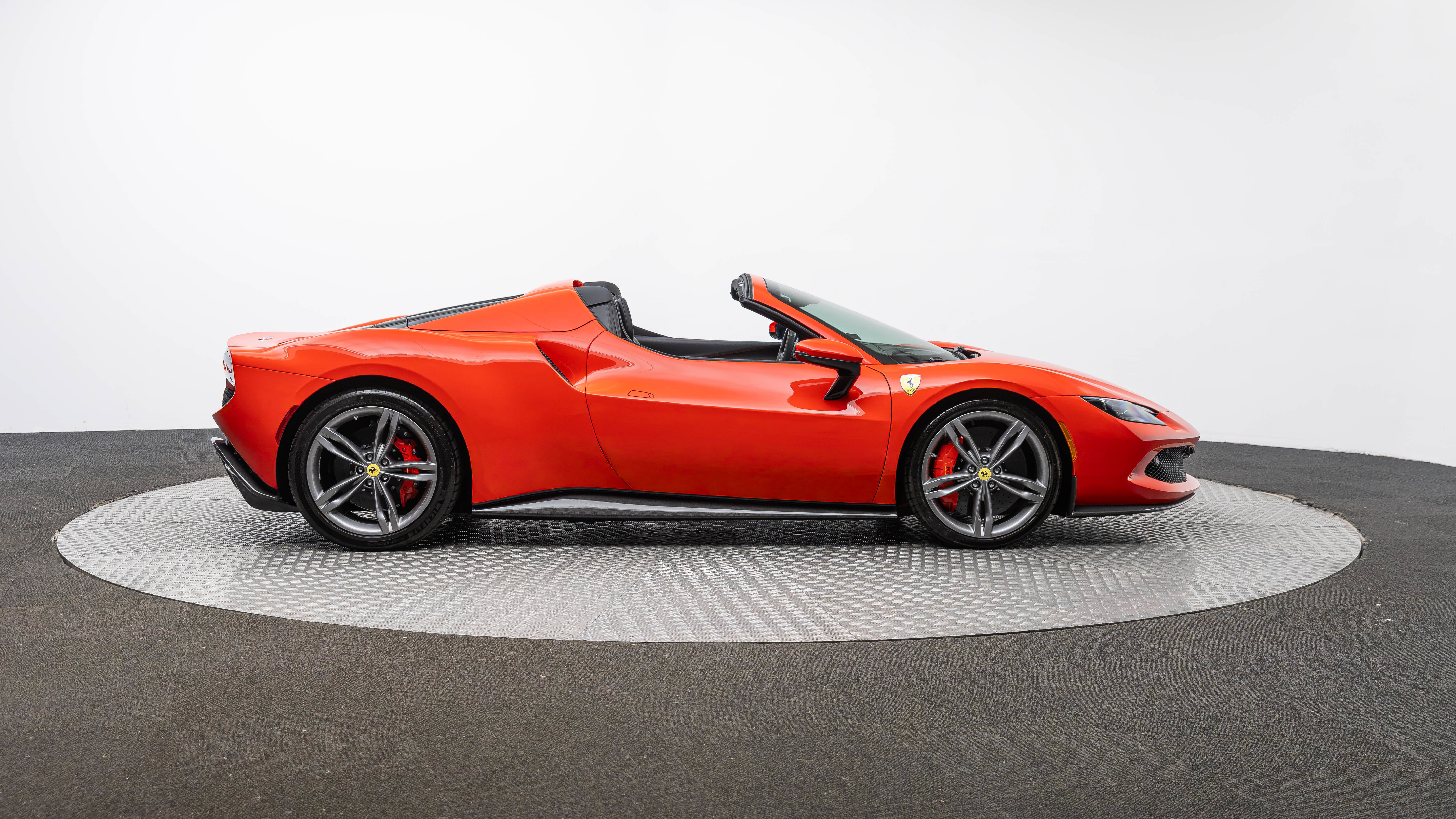 Certified 2026 Ferrari 296 GTS RWD image 9