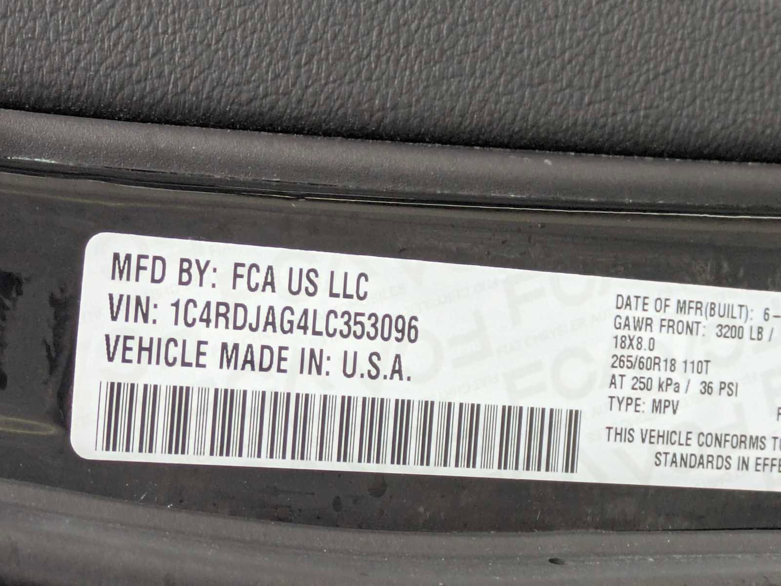 Used 2020 Dodge Durango SXT image 31