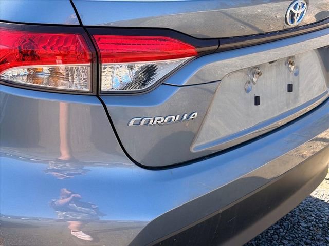 Used 2024 Toyota Corolla LE w/ LE Convenience Package image 8