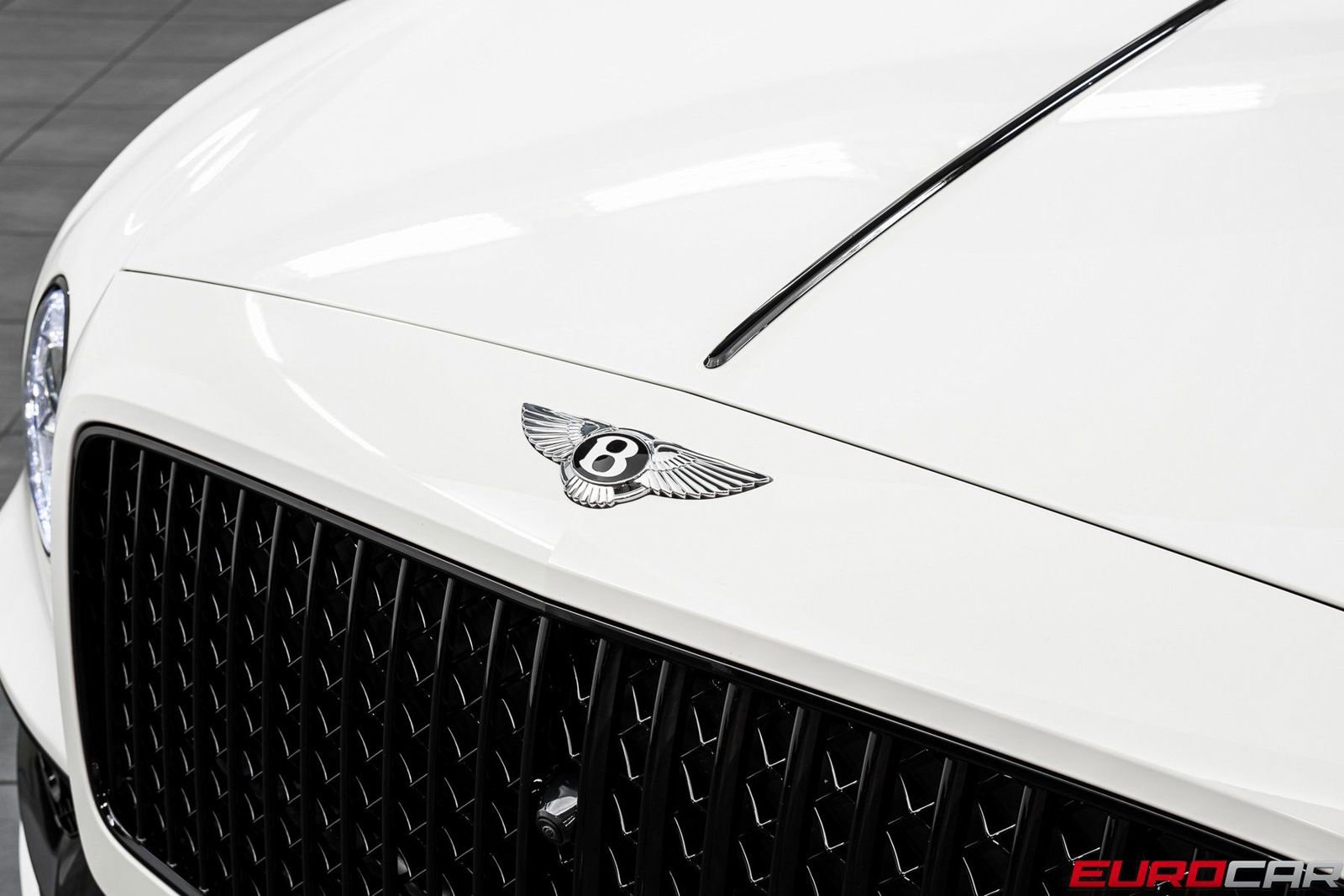 Used 2023 Bentley Flying Spur V8 AWD/4WD image 9