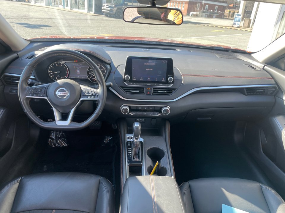 Used 2022 Nissan Altima 2.5 SR image 18
