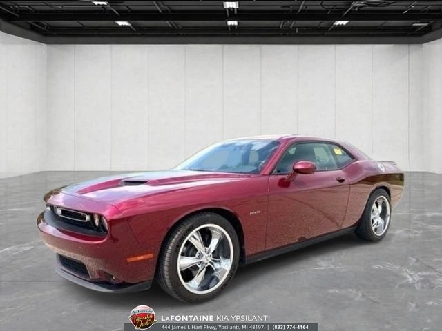 Used 2017 Dodge Challenger R/T w/ Cold Weather Group RWD image 1